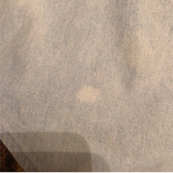 Columbia Chambray Denim Button Down L EUC #0189 - Picture 6 of 6